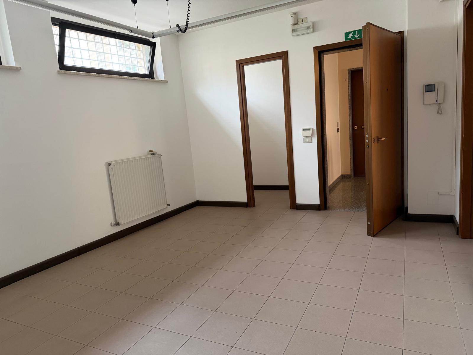 Media numero 7 di UFFICIO CORTE ROMA 43 (UD)