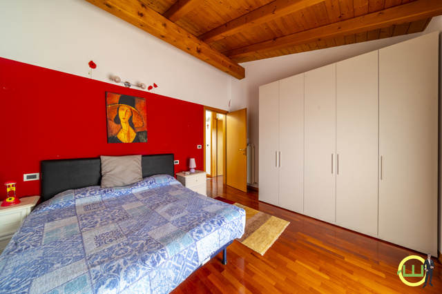 Media numero 12 di CASSACCO VILLA A SCHIERA DI TESTA ARREDATA!