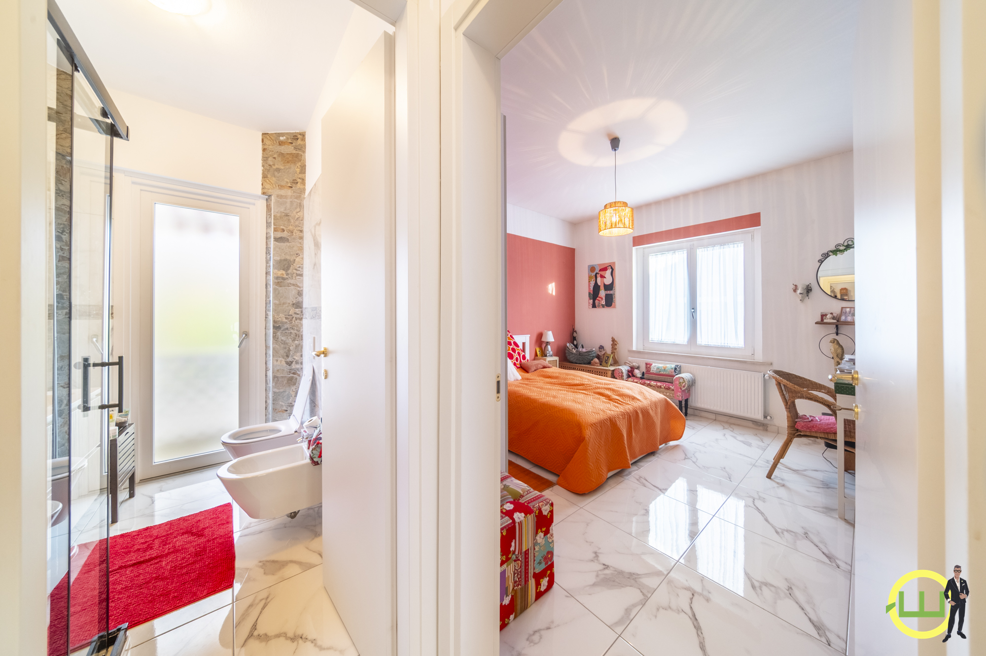 Media numero 22 di VILLA INDIPENDENTE CON AMPIO GIARDINO PIANTUMATO - CLASSE B