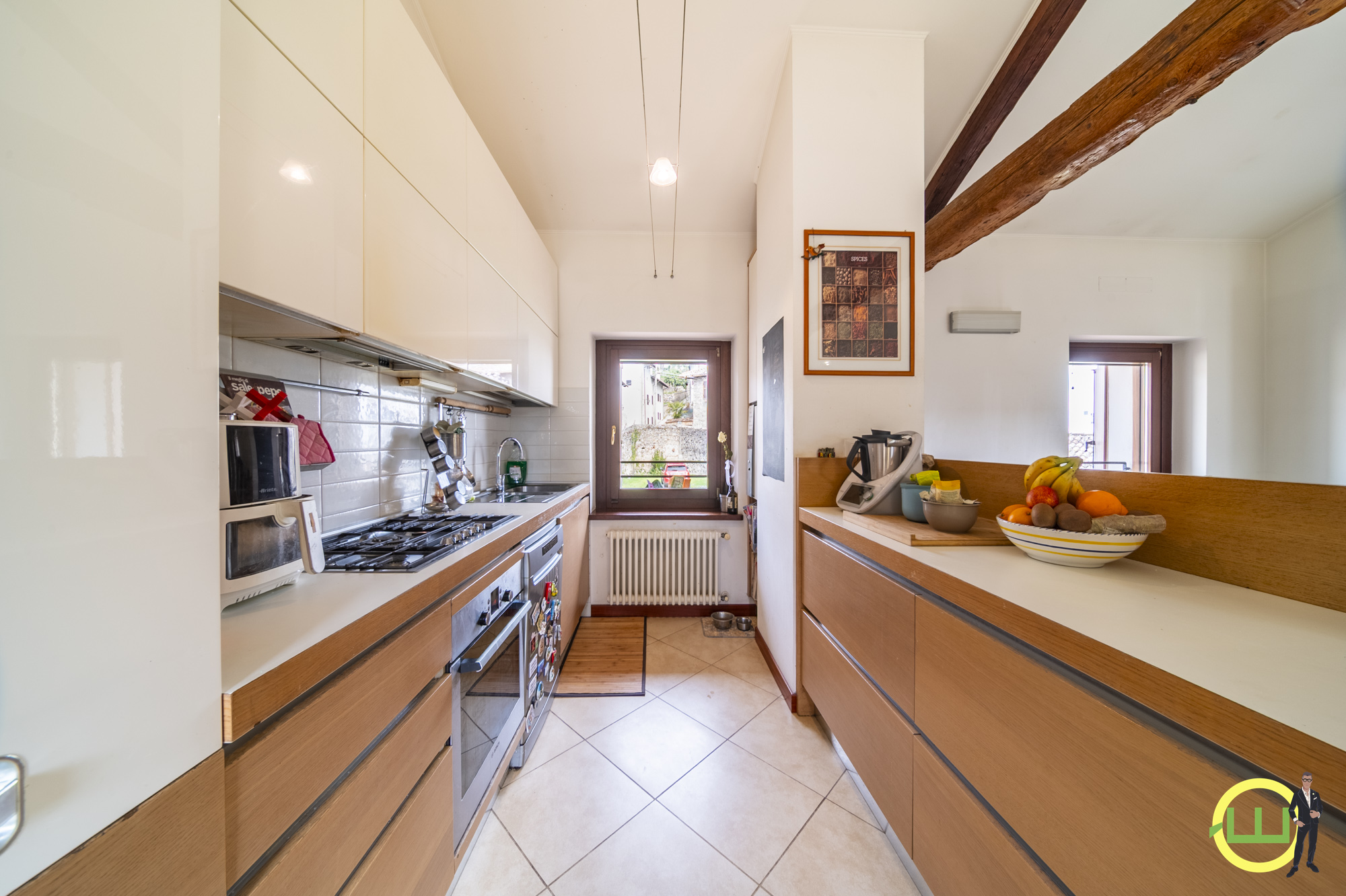 Media numero 3 di APPARTAMENTI IN PRESTIGIOSA VILLA ZONA CENTRALISSIMA