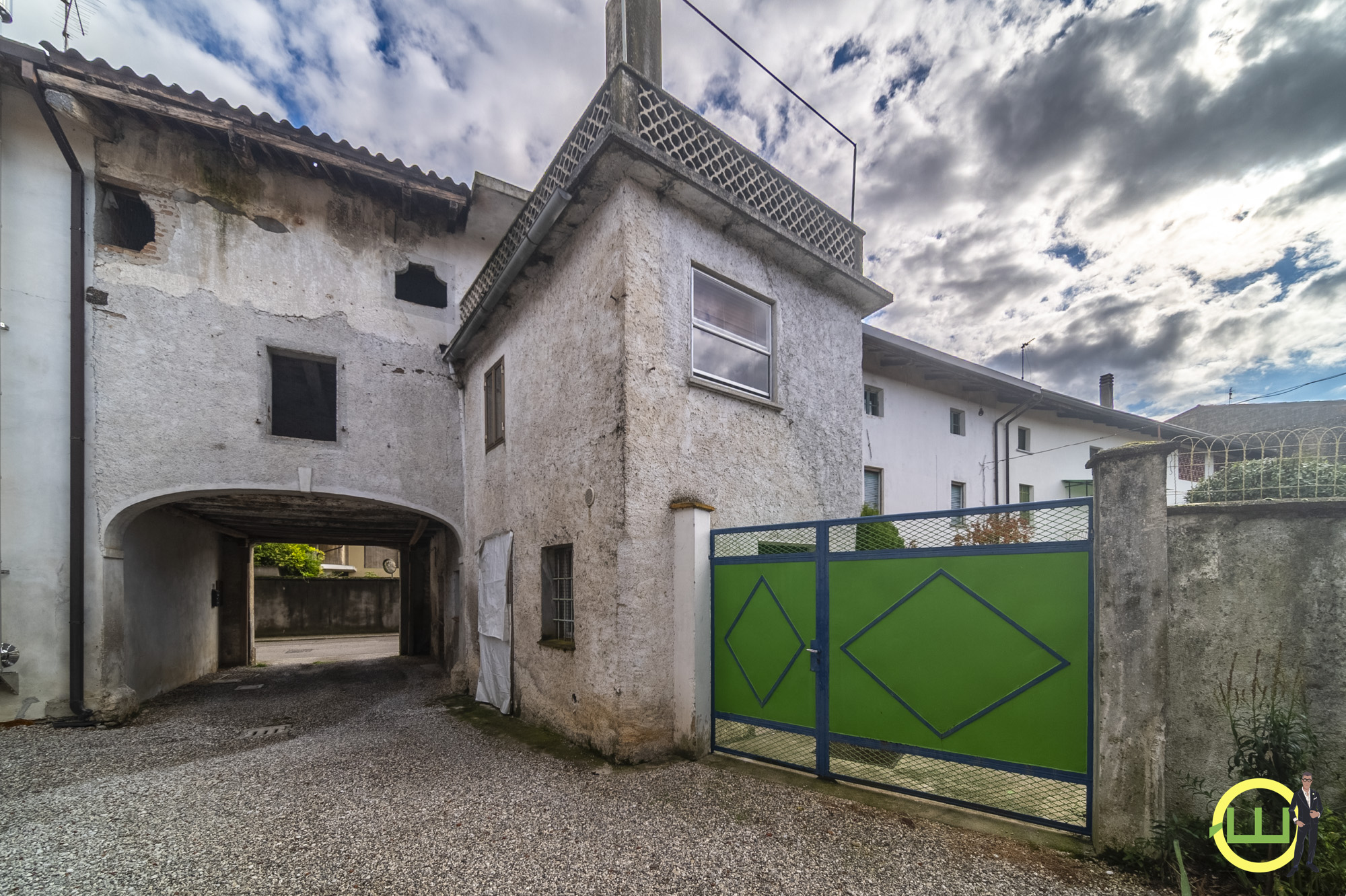 Media numero 2 di LUMINOSA CASA INDIPENDENTE CON ACCESSORI A TALMASSONS