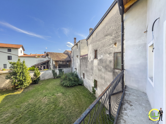 Media numero 9 di VILLETTA A SCHIERA BICAMERE CON GIARDINO PRIVATO IN CENTRO A SAN LORENZO ISONTINO