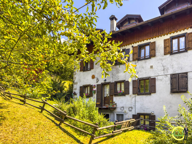Media numero 18 di CASA PRONTA DA VIVERE A FORNI DI SOPRA
