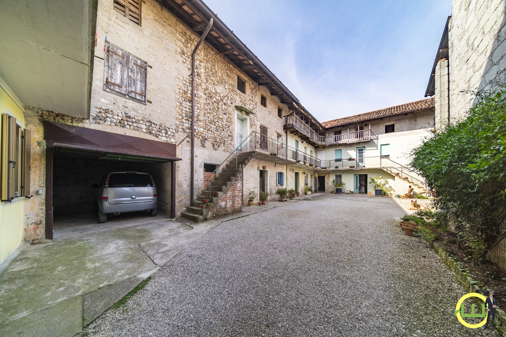 Media numero 20 di TERRATETTO TRICAMERE CON AMPIA CORTE ESCLUSIVA A SEDEGLIANO