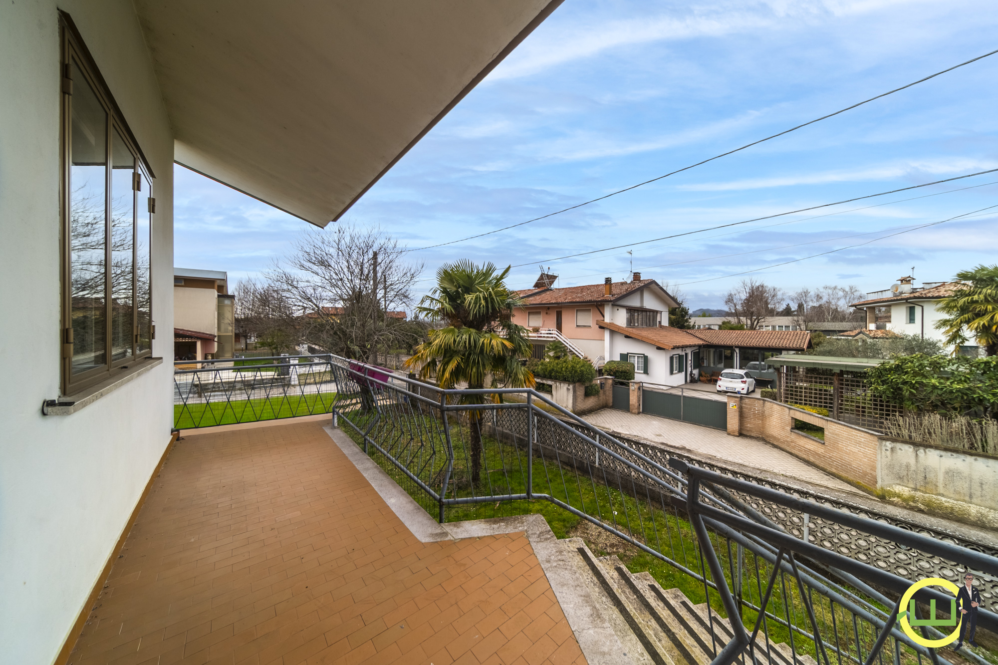 Media numero 18 di SPAZIOSA VILLA CON GIARDINO DA SOGNO A CAPRIVA DEL FRIULI