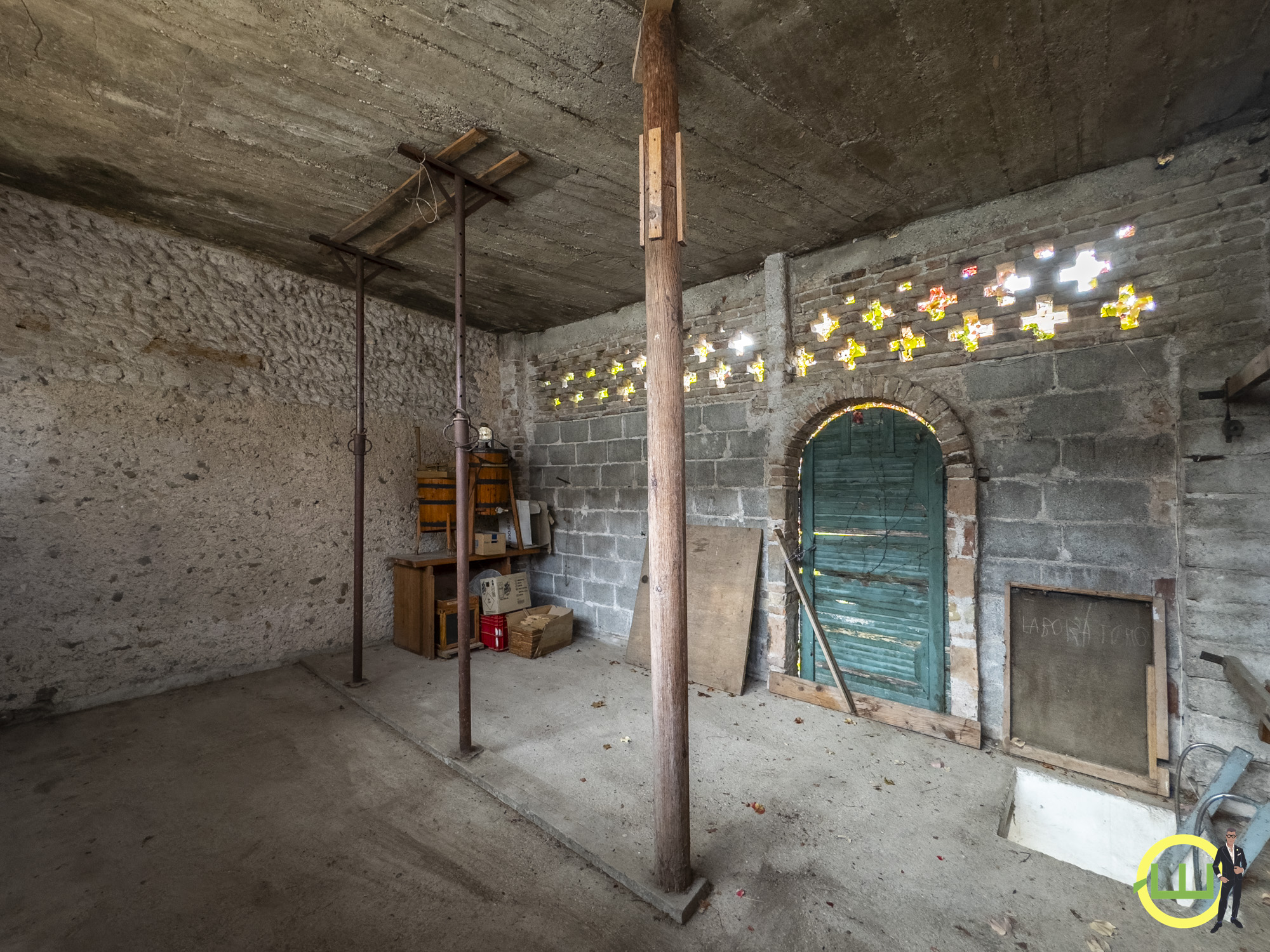 Media numero 37 di LUMINOSA CASA INDIPENDENTE CON ACCESSORI A TALMASSONS