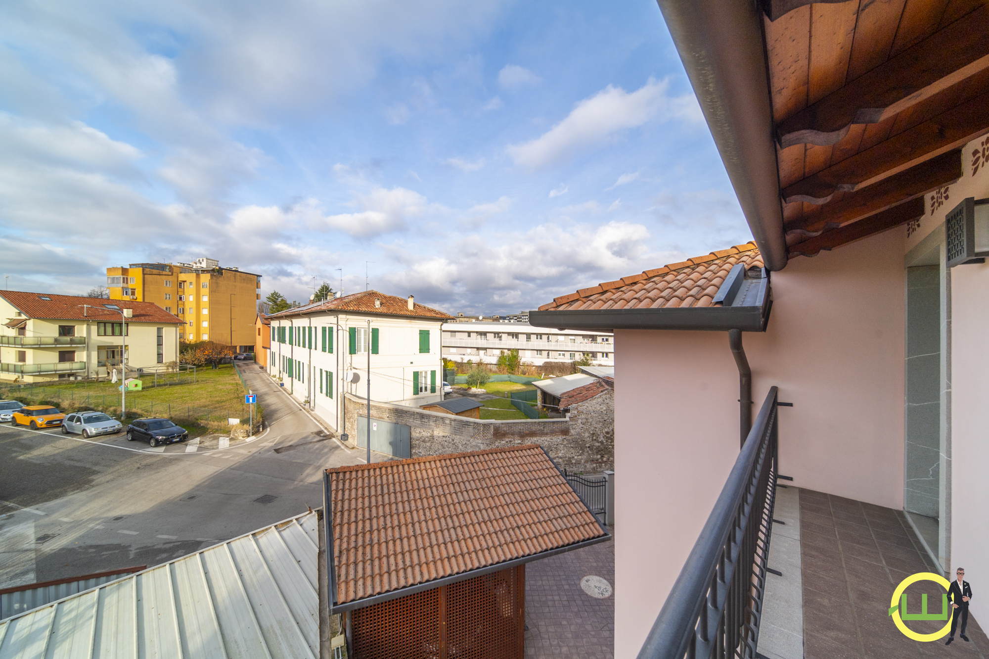 Media numero 38 di VILLA SPETTACOLARE A RIDOSSO DEL CENTRO CITTA' UD