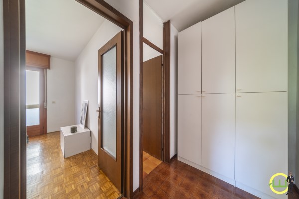 Media numero 20 di BICAMERE VIA GRAONET UD