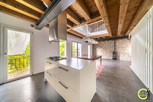 Immagine di SPLENDIDA CASA DAL RECUPERO DALL ARCHITETTURA ANTICA/MODERNA (S.MARTINO AL TAGLIAMENTO)