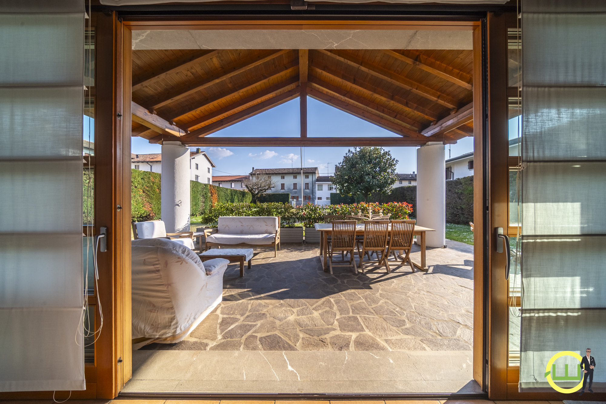 Media numero 17 di VILLA BACIATA DAL SOLE ( 2 KM DA UDINE) 