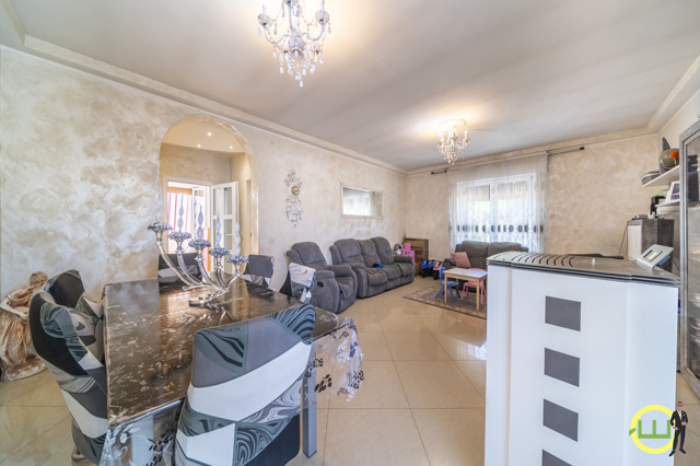 Media numero 6 di APPARTAMENTO IN BIFAMILIARE CON GIARDINO PRIVATO
