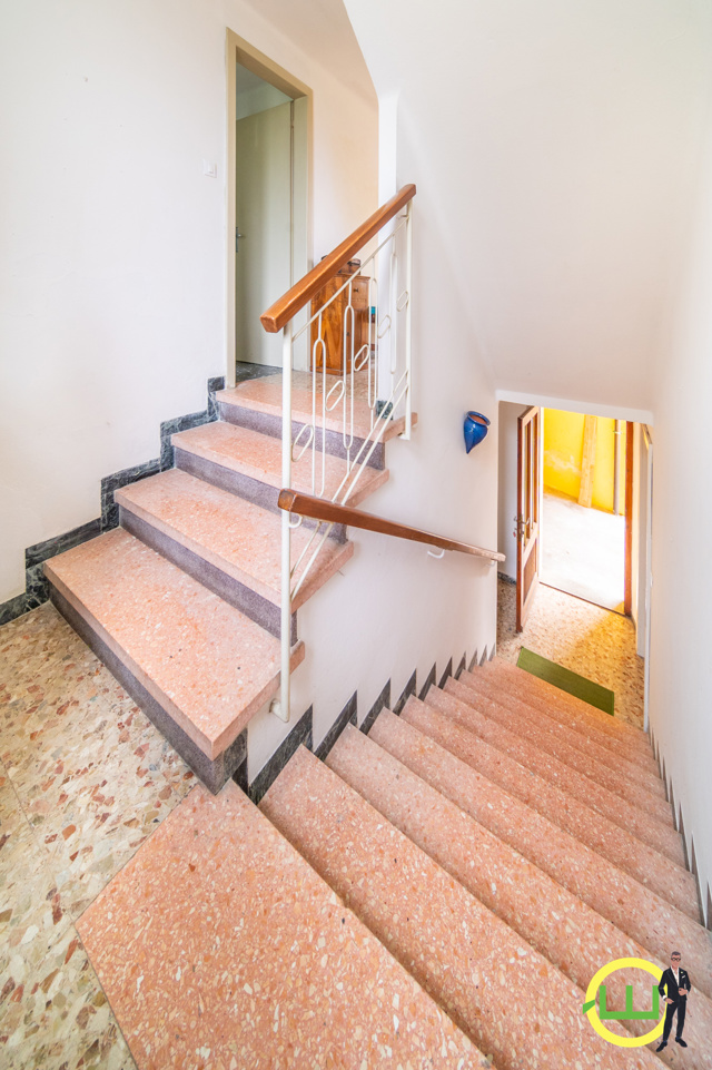 Media numero 23 di CASA INDIPENDENTE CON AMPIO ACCESSORIO E TERRENO ESCLUSIVO a San Daniele del Friuli