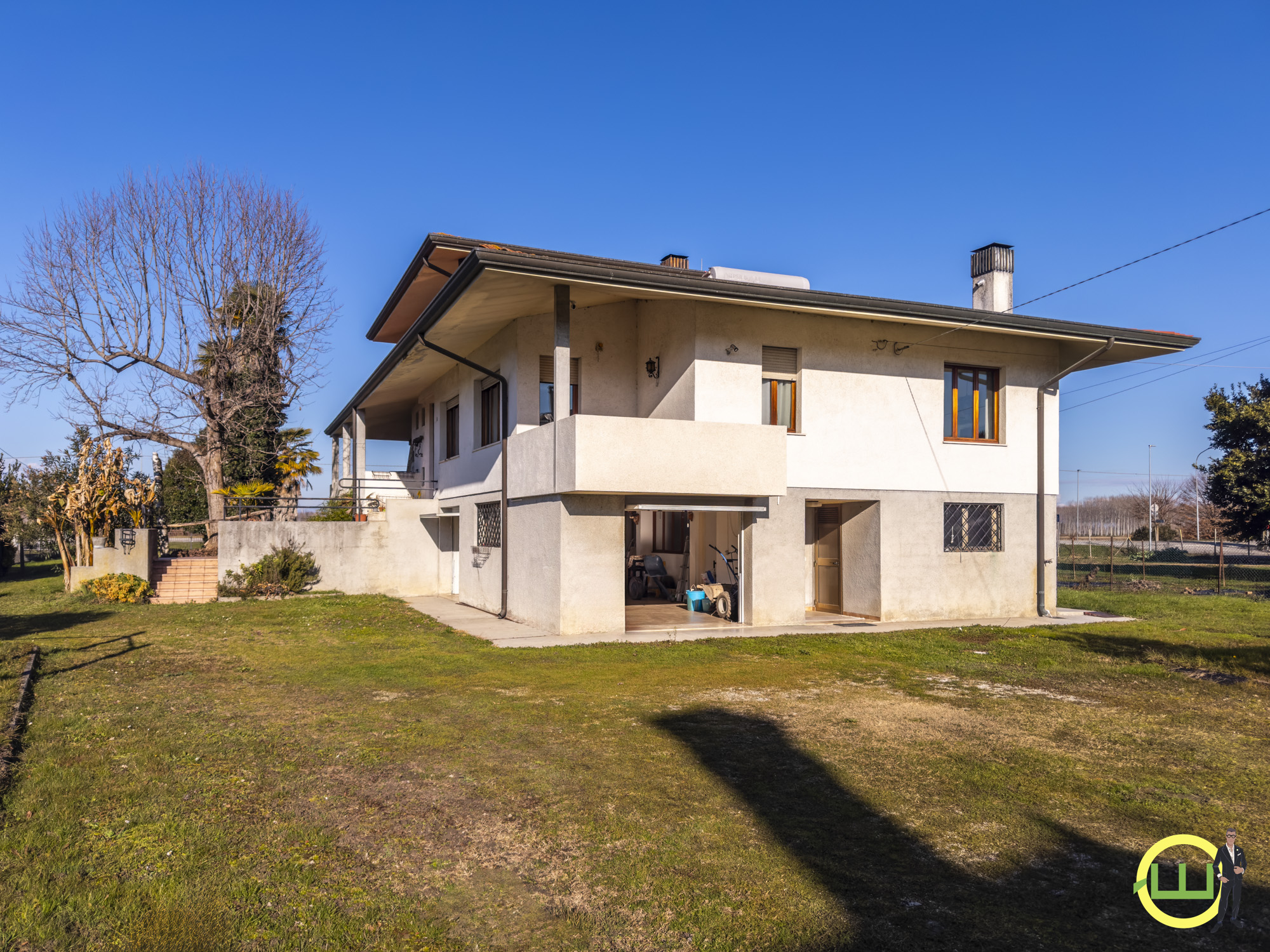 Media numero 2 di LUMINOSA VILLA CON GIARDINO A TEOR