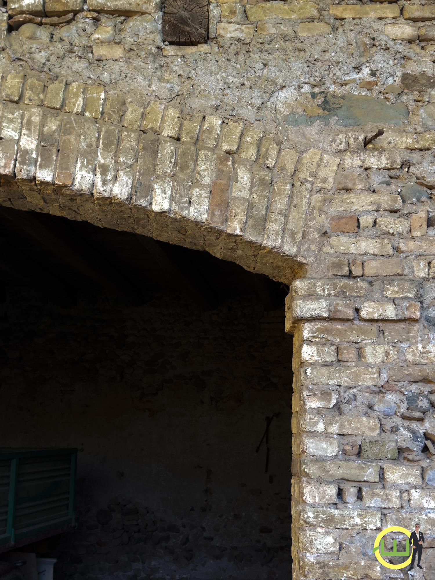 Media numero 27 di LUMINOSA CASA IN SASSO CON AMPIO DEPOSITO E SPAZIO VERDE A CODROIPO