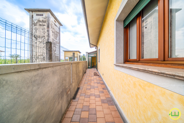 Media numero 54 di SPAZIOSA VILLA INDIPENDENTE TRICAMERE E TRISERVIZI a Talmassons