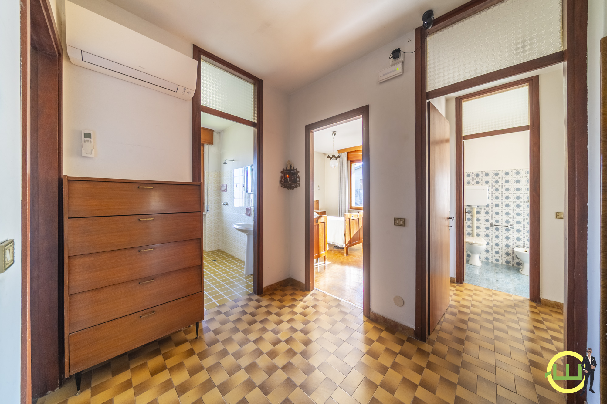 Media numero 26 di LUMINOSA VILLA CON GIARDINO A TEOR