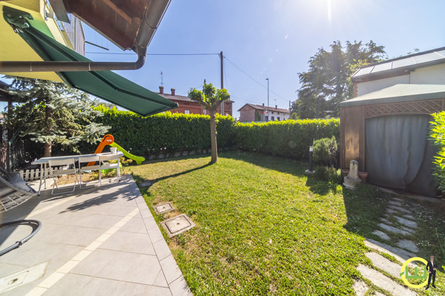 Media numero 21 di VILLA A SCHIERA IN BIOEDILIZIA A GEMONA DEL FRIULI!