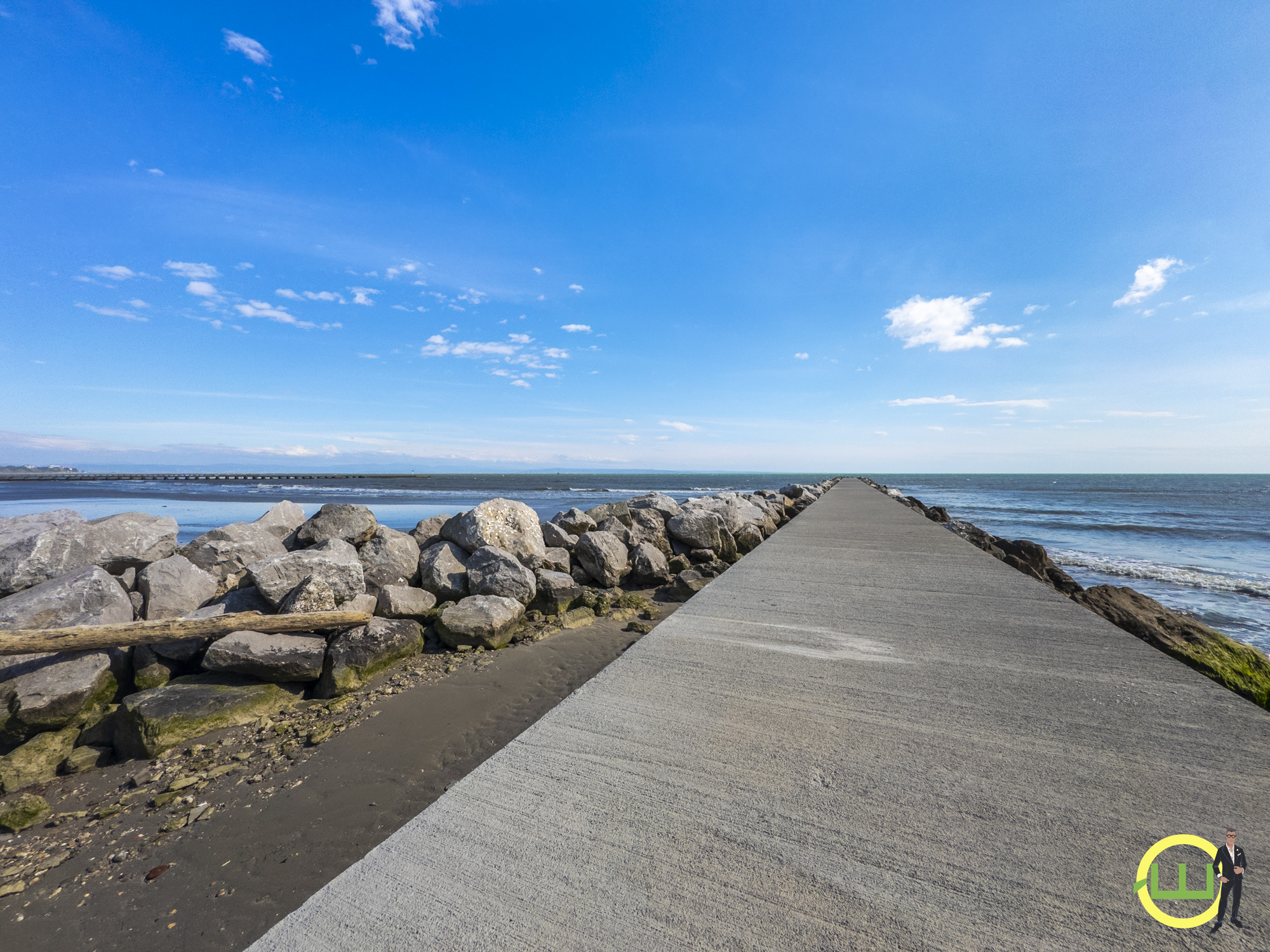 Media numero 16 di ESCLUSIVO BILOCALE CON AMPIA TERRAZZA IN CENTRO A GRADO