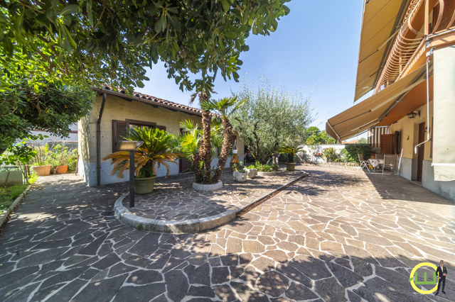 Media numero 29 di CASA INDIPENDENTE CON DEPANDACE POZZUOLO DEL FRIULI
