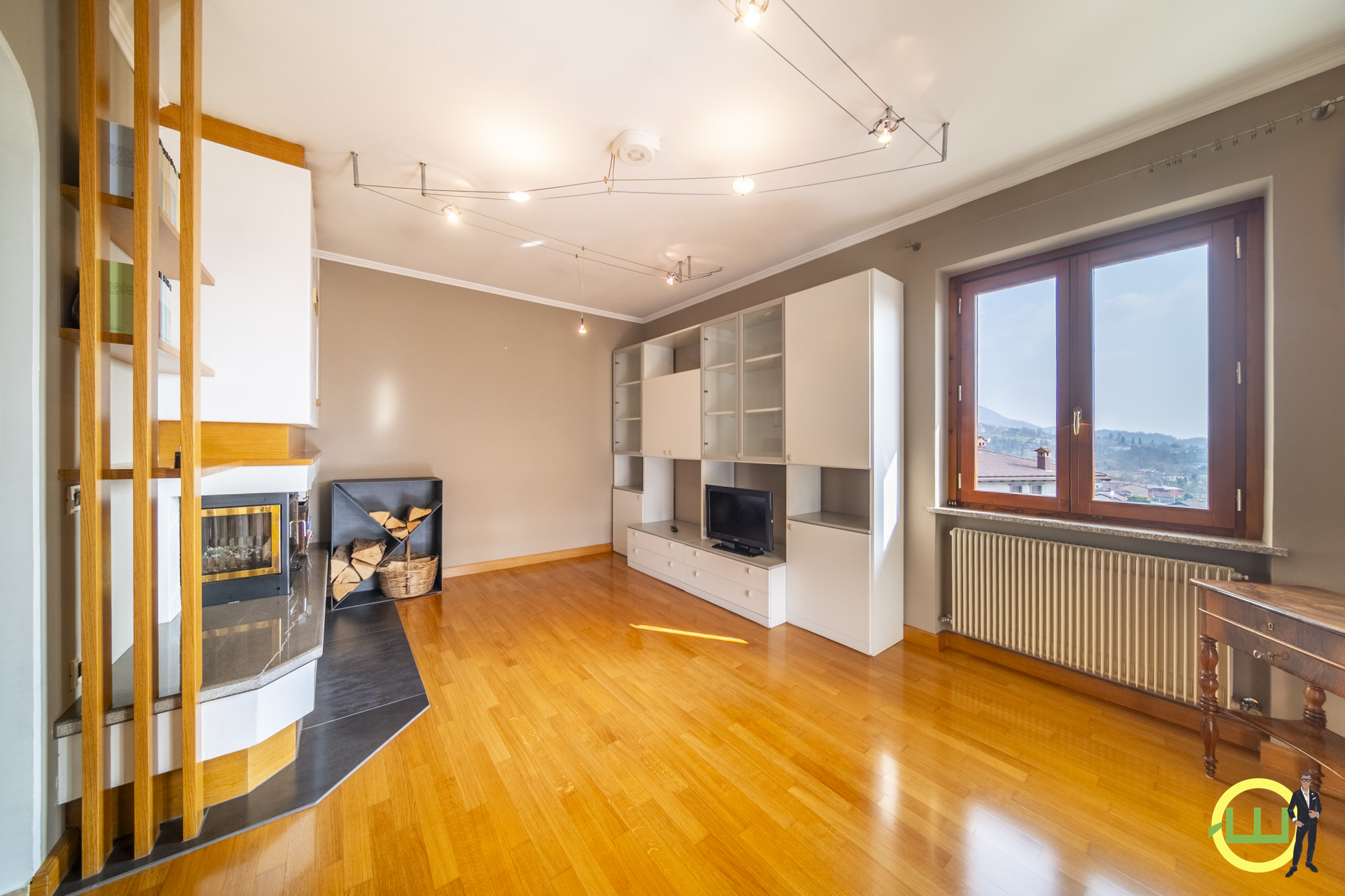 Media numero 2 di GEMONA DEL FRIULI PANORAMICA VILLETTA!!