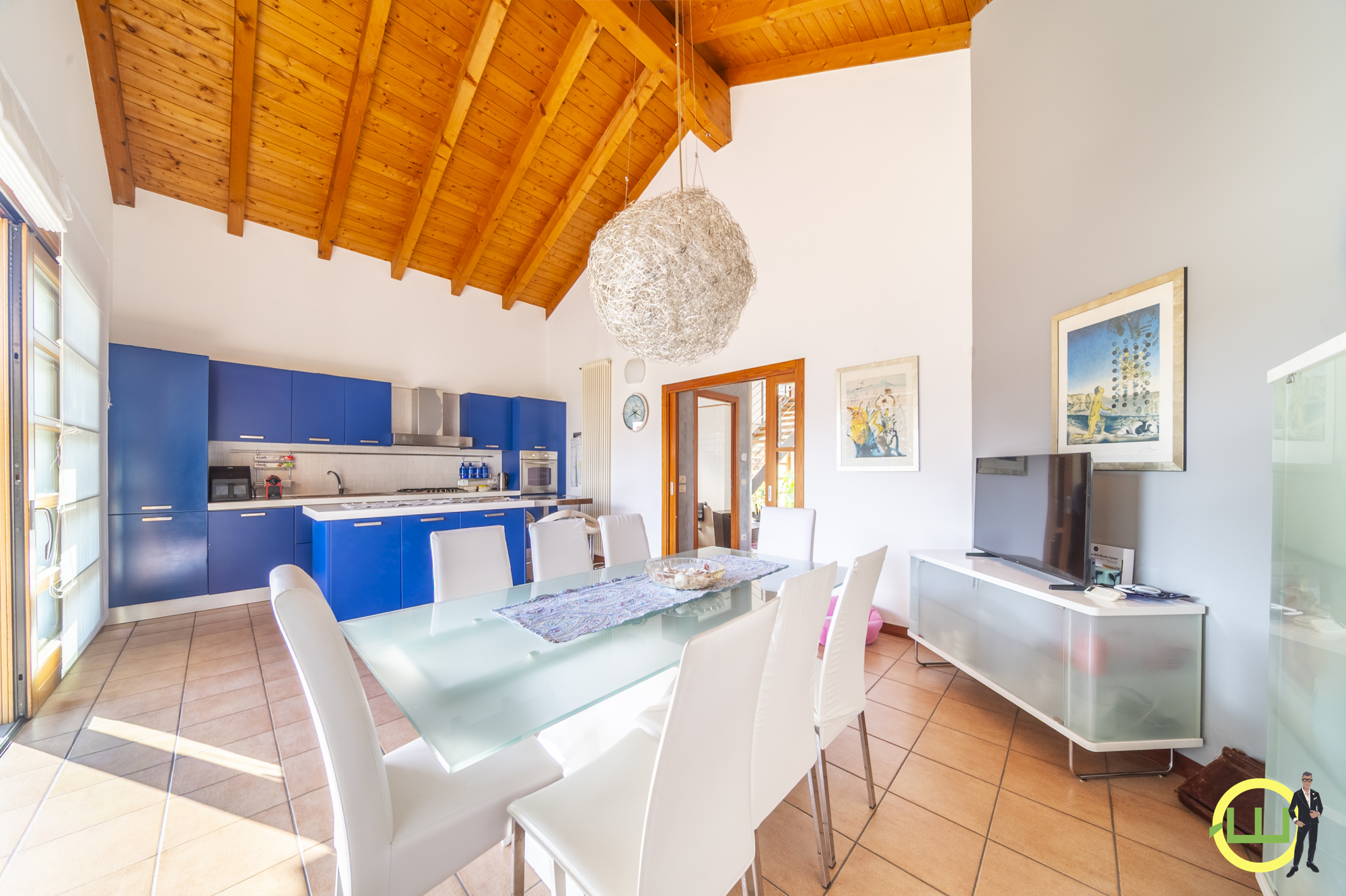 Media numero 11 di VILLA BACIATA DAL SOLE ( 2 KM DA UDINE) 