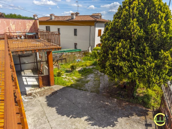 Media numero 29 di APPARTAMENTO 4 CAMERE + NEGOZIO REANA DEL ROJALE