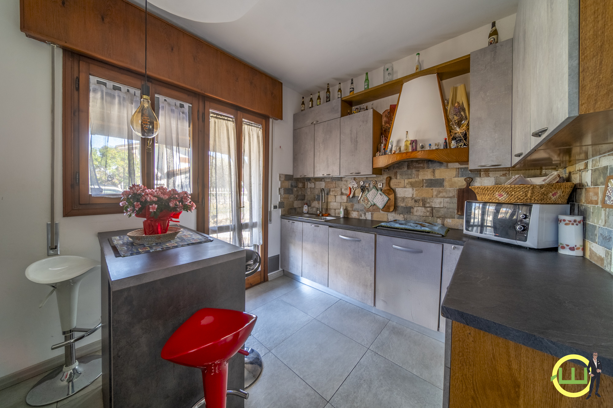 Media numero 4 di LUMINOSA PORZIONE DI BIFAMILIARE CON GIARDINO   A  CODROIPO