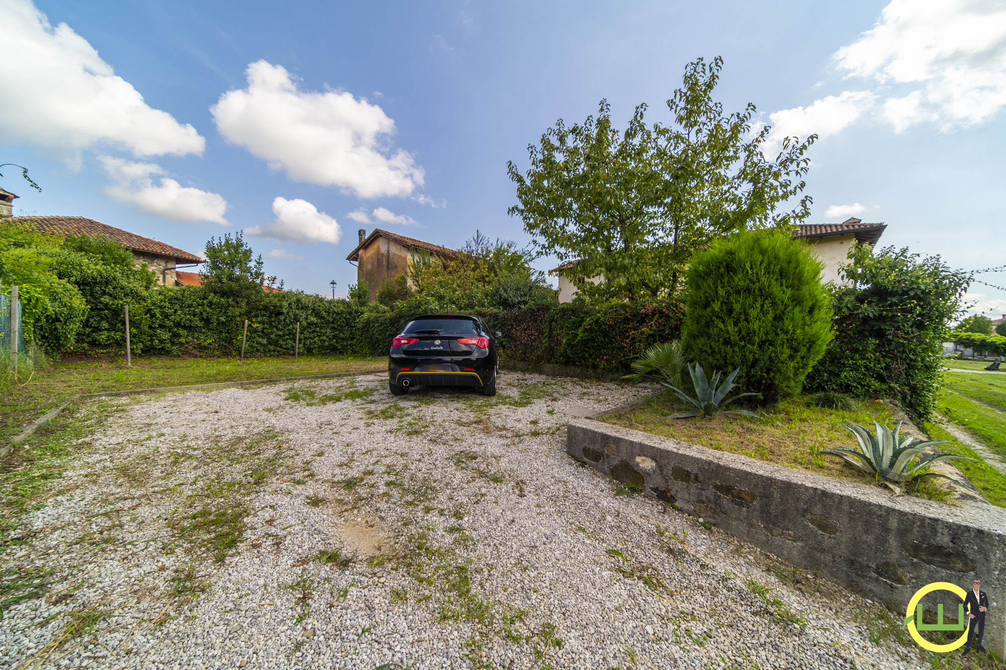 Media numero 24 di CASSACCO CASA CON RUSTICO OTTIMAMENTE RIFINITA!