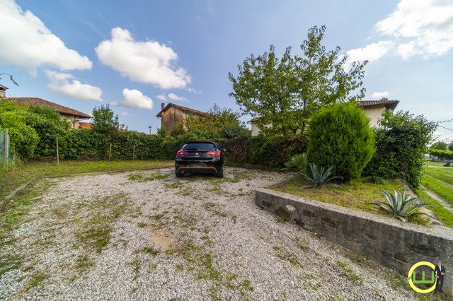 Media numero 24 di CASSACCO CASA CON RUSTICO OTTIMAMENTE RIFINITA!