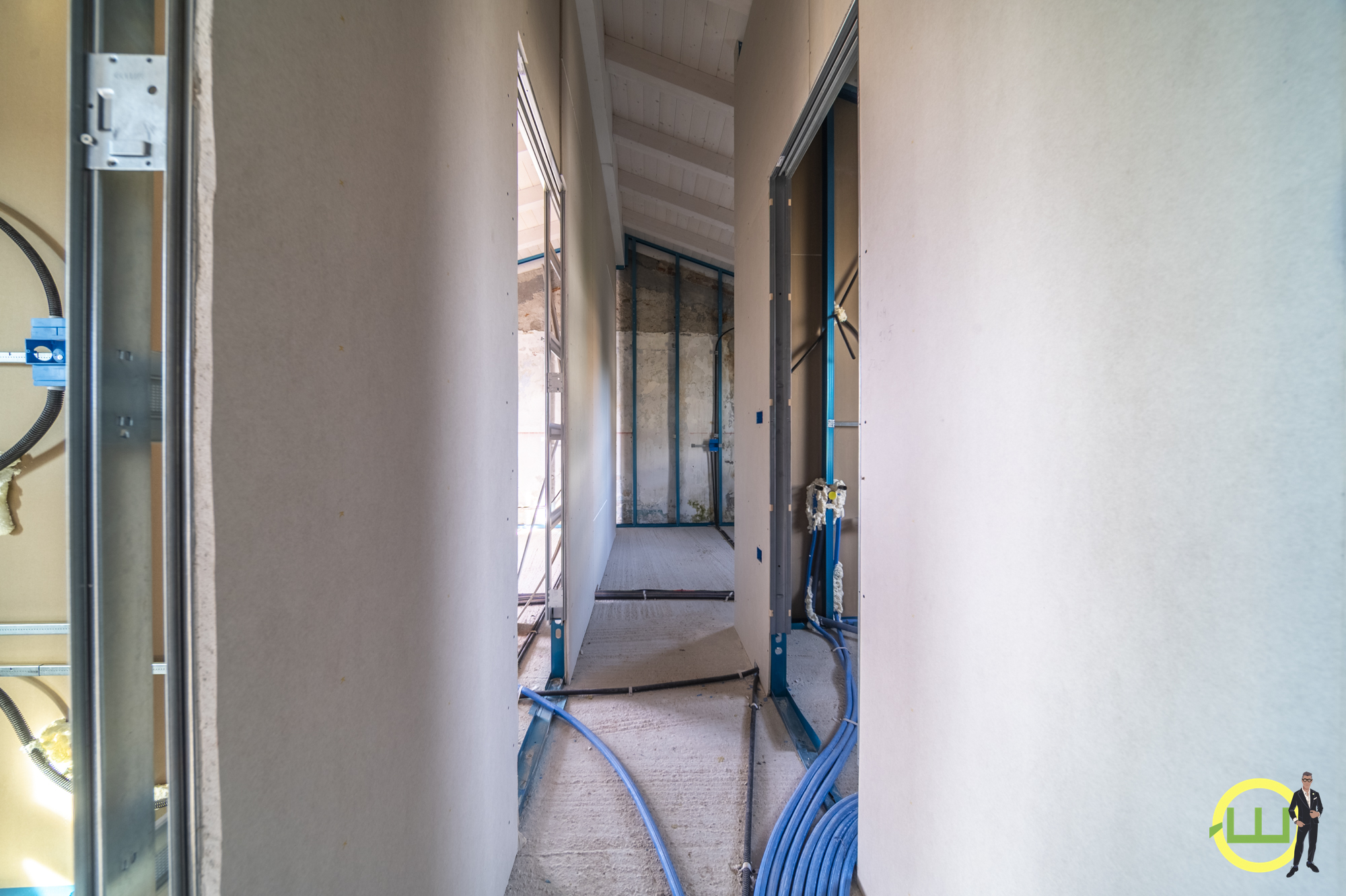 Media numero 23 di BICAMERE ADIACENTE CAMPI DA TENNIS PADERNO UD