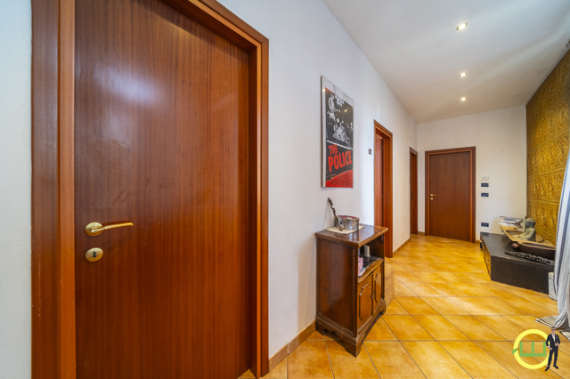 Media numero 7 di CASA INDIPENDENTE CON APPARTAMENTO RISTRUTTURATO E GIARDINO A NESPOLEDO