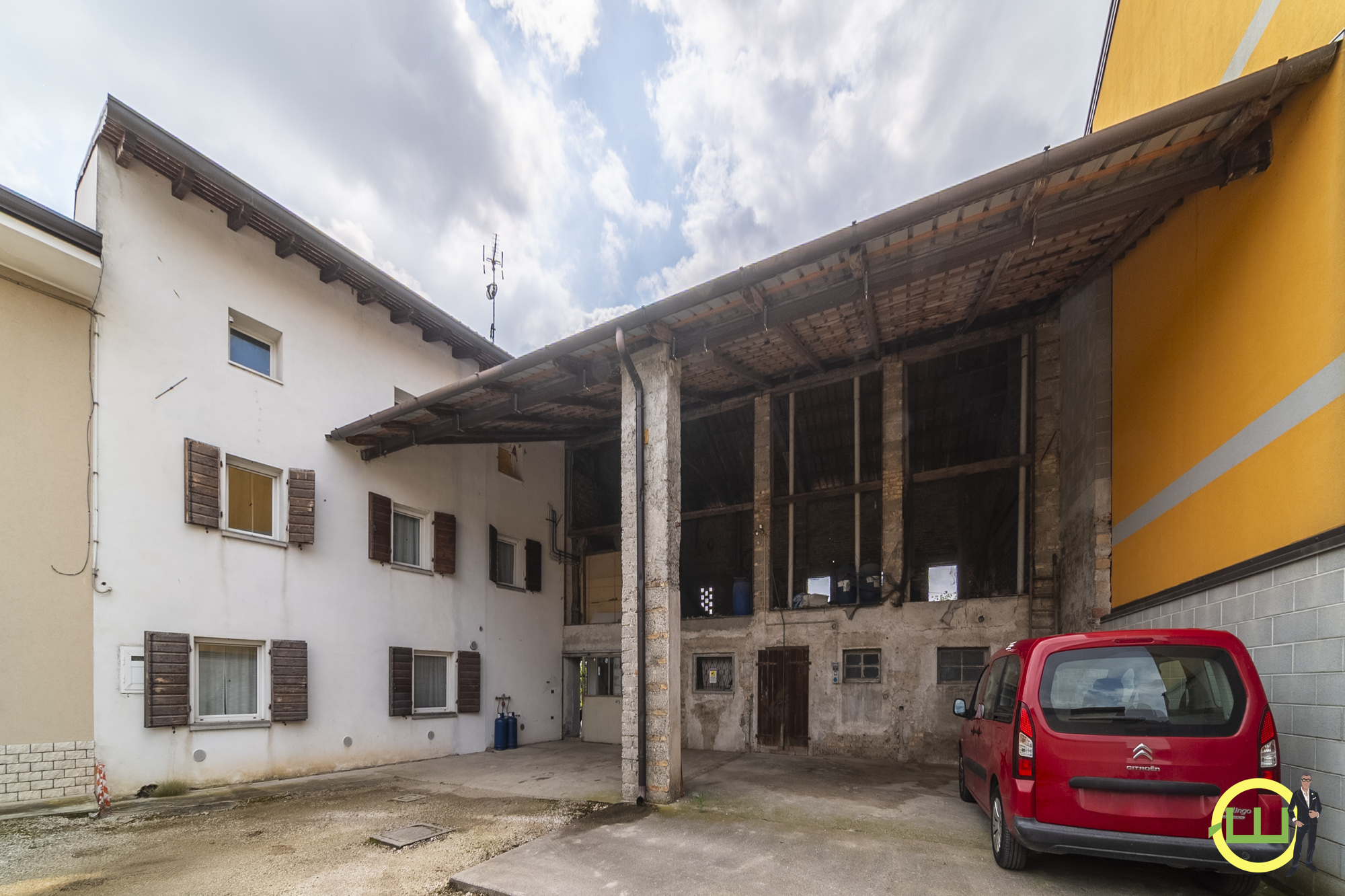 Media numero 32 di VILLA DI TESTA CL.A4 CON AMPIO GIARDINO A MORTEGLIANO