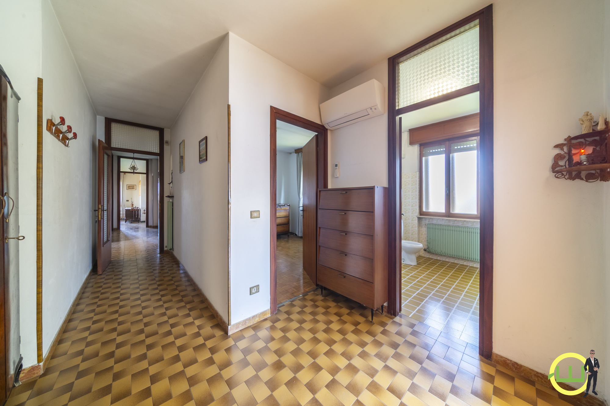 Media numero 28 di LUMINOSA VILLA CON GIARDINO A TEOR