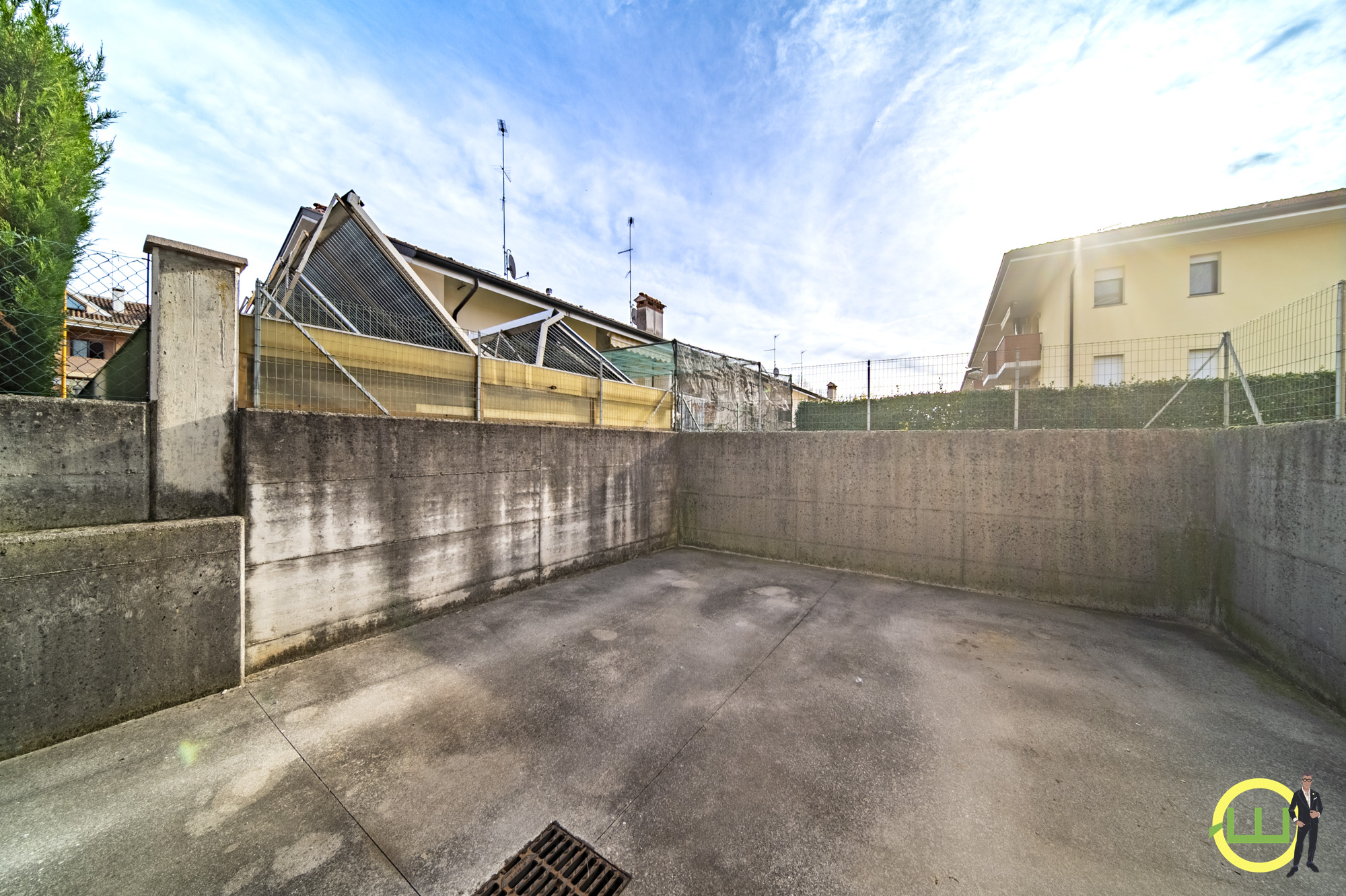 Media numero 21 di LUMINOSO APPARTAMENTO CON GARAGE A CODROIPO